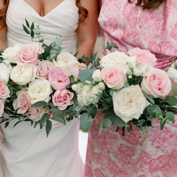 Elegant Pink One-Shoulder Dress - Picture 3 of 4